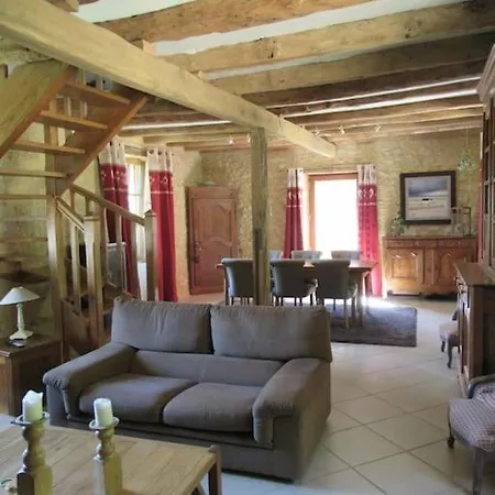 Maison Au Calme, Piscine Chauffee Et
