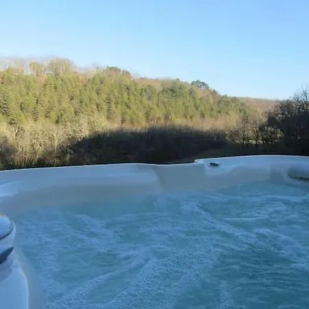 Maison Au Calme, Piscine Chauffee Et * Urval