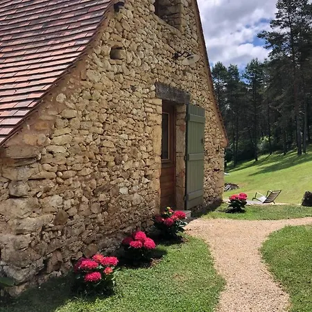 Holiday home Maison Au Calme, Piscine Chauffee Et Urval
